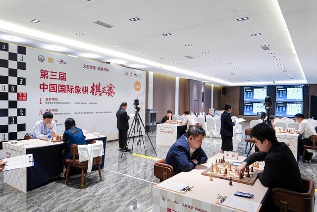 居文君, 赛棋后居文